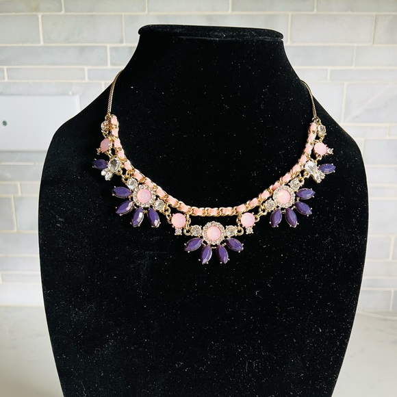 Liz Claiborne Jewelry - Liz Claiborne Statement Necklace